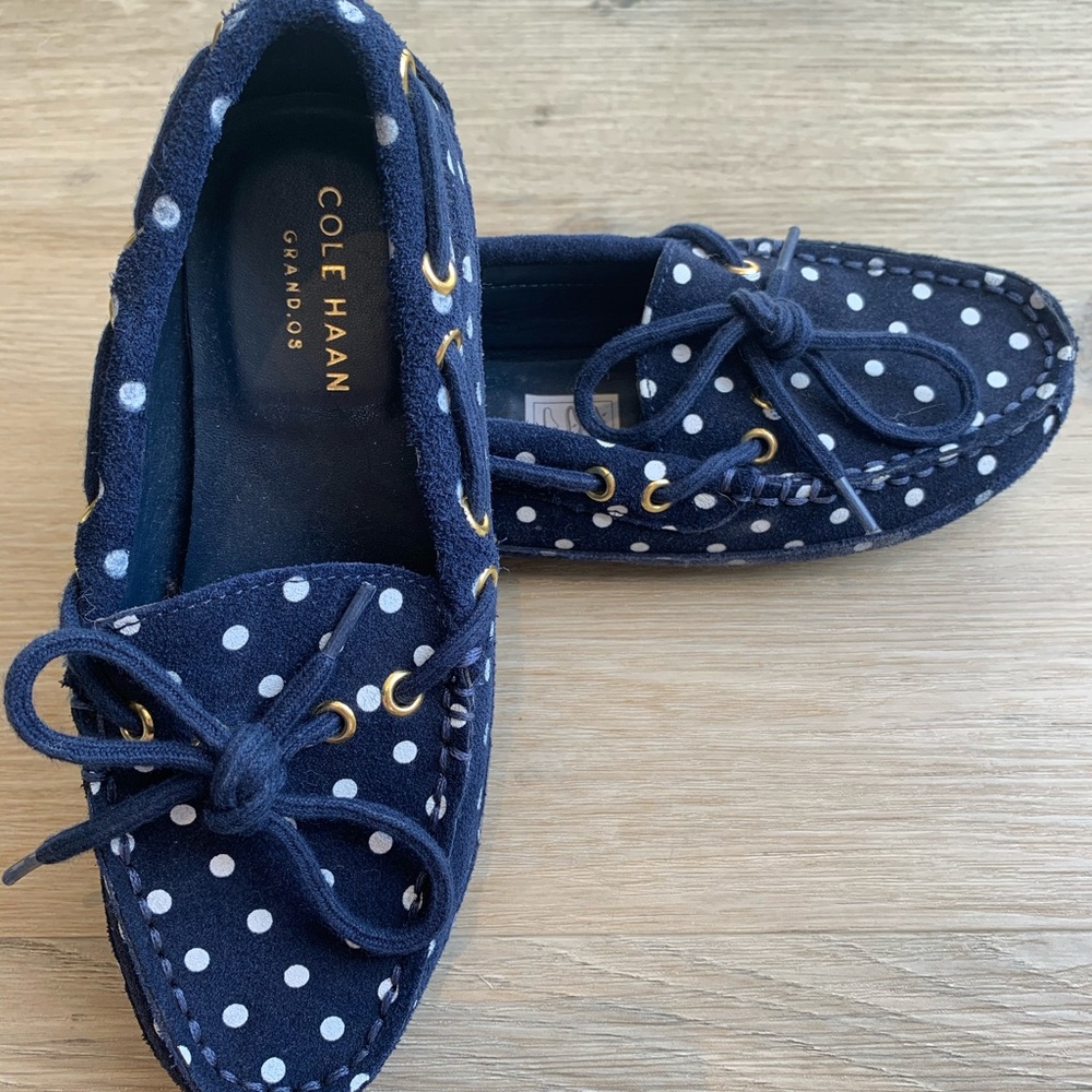 Cole Haan girl sneaker brand new condition Size13